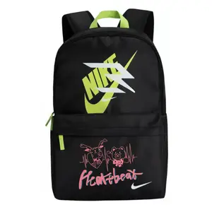 Nike Полиэстеровый рюкзак унисекс с цветочным принтом, Bear and Ruby