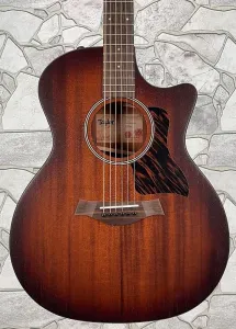Taylor-guitars AD24ce полностью из цельного сапеле и красного дерева, с звукоснимателем и формованным чехлом