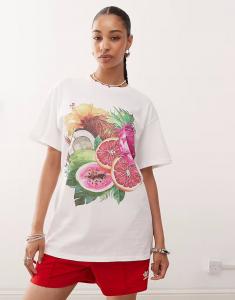 Футболка COLLUSION большого размера с фруктовым принтом белого цвета