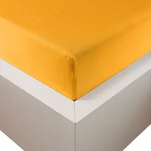 Простыня Premium Plus из тонкого трикотажа 90-120 x 200-220 см золото 260 г/м², 47,5% хлопок Мако, 47,5% Лиоцелл, 5% Эластан Traumschloss