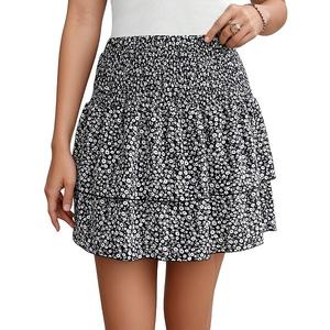 Женская мини-юбка с эластичной талией, ярусным дизайном и цветочным принтом Clearflower, Black Floral