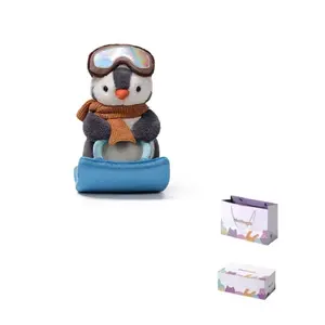 Плюшевая кукла Sled Penguin Icy Ice высотой 25 см McHugs, Sled Penguin Icy (Lavender Liner)