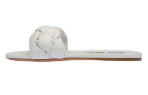 Шлепанцы женские белые Miu Miu