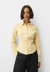 Блуза Bershka WITH WIDE SLEEVES , Yellow