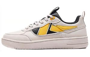 Кроссовки Xtep, бежевые/черные