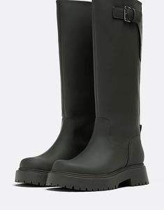 Ботинки Stradivarius Welly цвета хаки