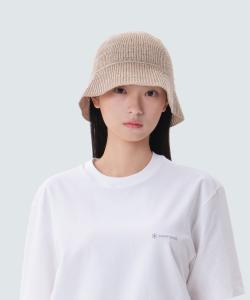 Летняя вязаная шапка