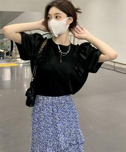 Urge： Топ с короткими рукавами, комбинированный материал, оборки на плечах, Urge, черный