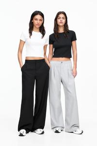 Упаковка из 2 футболок в рубчик Pull And Bear, мультиколор