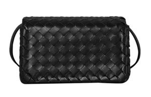 Bottega Veneta Кожаная сумка-мессенджер через плечо