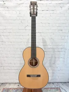 Martin Custom Shop 0 - 12 ладов, кленовый Bubinga 2024 - Глянцевый