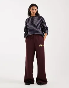 Бордовые широкие джоггеры Nike Varsity