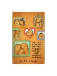 Mr. & Mrs. Panda Детское полотенце с изображением семьи ежиков и надписью белого цвета