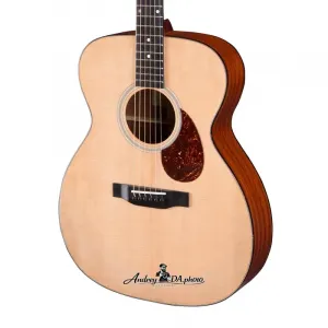 Акустическая гитара Eastman E1OM Solid Sitka Spruce / Sapele OM, натуральная, с чехлом