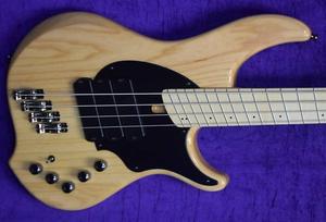 Басс гитара Dingwall Combustion