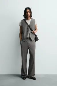 Жилет в полоску из лимитированной коллекции Zara, серый