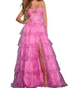 Розовое платье с вырезом на шее и бретелями Halter Neck Cut Out JOVANI