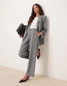 Брючный комплект YAS dad fit в цвете средне-серый меланж