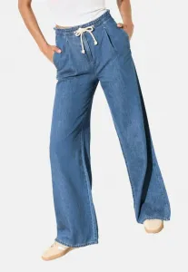 Джинсы свободного кроя с завязками на талии и складками спереди. Friends Like These, Mid Wash
