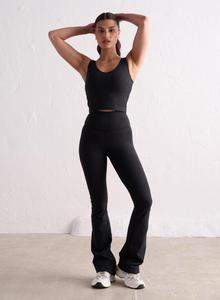 AIM'N Женские леггинсы для йоги с клешем, влагоотводящие, черные