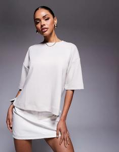 Футболка свободного кроя River Island свободного кроя кремового цвета