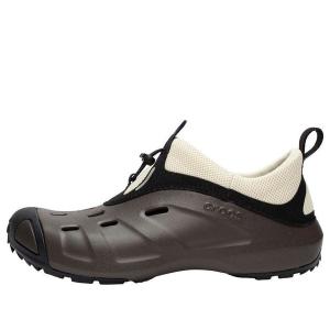 Сандалии quick trail clogs Crocs, коричневый