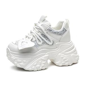 Shoe cabinet floral language Женские белые кроссовки лоу-топ с массивной подошвой, цвет White