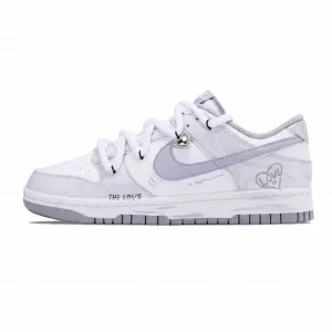 Dunk Tone Love Words Low top детские баскетбольные кроссовки для подростков Nike, светло-серый