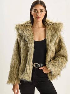 Bianco Lucci Зимняя куртка в цвете капучино