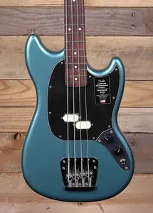 Бас-гитара Fender American Professional Classic Mustang в цвете Faded Sherwood Green Metallic с чехлом