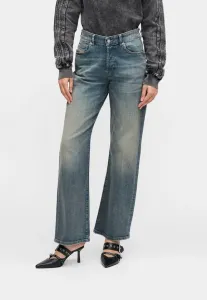 Неплохие джинсы прямого кроя Diesel