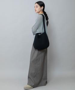 Вязаная сумка через плечо из ребристой вязки