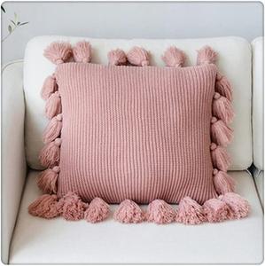 ZUIAI Декоративная наволочка с кисточкой Black JoJo's Bizarre Adventure Black-jojo's Bizarre Adventure1