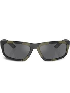 Prada Linea Rossa солнцезащитные очки в прямоугольной оправе, зеленый