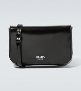 Миниатюрная кожаная сумка через плечо Prada, черный
