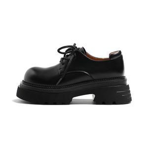 MIS. DANNY Повседневные однобортные туфли женские черные