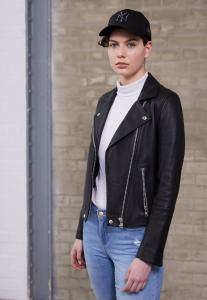 Бейсболка New Era FEMALE INFILL 9FORTY, Black