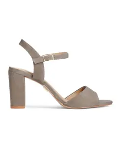 Серо Коричневые сандалии для женщин Kazar, бежевый