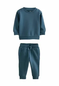 Спортивный костюм стандартного кроя и спортивные штаны. Next, Blue