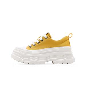 C°BANNER Низкие повседневные туфли женские желтые