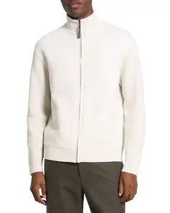 Шерстяной свитер с длинными рукавами и свободным кроем, с высоким воротником-стойкой. Theory, белый