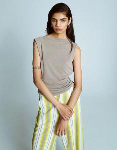 Майка Topshop Cupro с капюшоном в цвете тауп