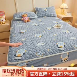 Boyang Простыня на резинке 120х200 см, молочный бархат, утепленная, с рисунком Little Astronaut