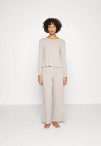 Комплект ночного белья Anna Field, цвет beige