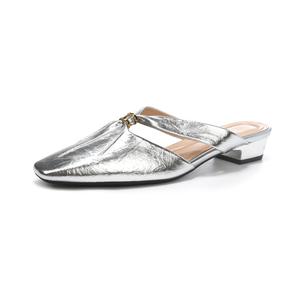 TATAYA Женские противоскользящие тапочки с закрытым носком серебристые, цвет Silver