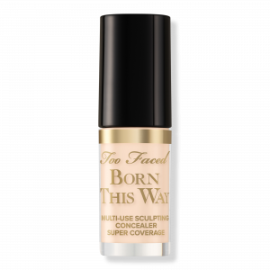 Консилер Born This Way Super Coverage Multi-Use Concealer дорожного размера Too Faced, Cloud (fairest neutral to rosy)