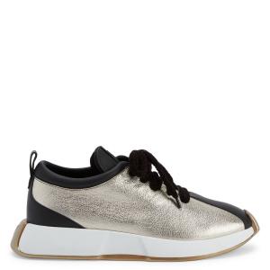 Джузеппе Занотти Джузеппе Занотти Ферокс Giuseppe Zanotti, черный