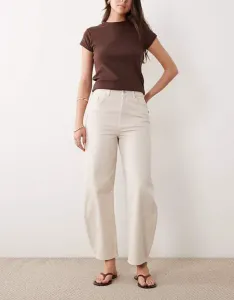 Белые зауженные джинсы New Look