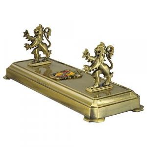 Подставка для палочек Гарри Поттера Гриффиндора The Noble Collection — индивидуальная золотая подставка для палочки высотой 8 дюймов (20 см)