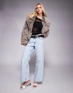 Джинсы Petite прямого кроя светло-голубого цвета River Island